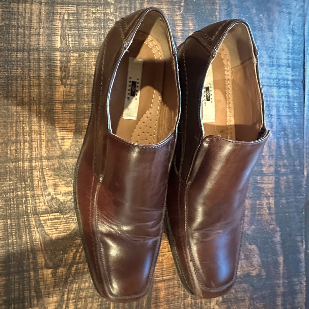 Men’s Joseph Abboud gently used brown shoes size 10 M